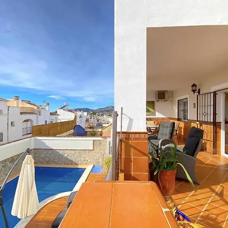 Mit Privatpool Fuer 10 Personen Ca 240 Qm In Nerja, Andalusien Costa Del Sol Holiday home *